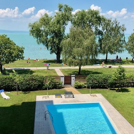 Viktoria Apartmanok Siófok Esterno foto