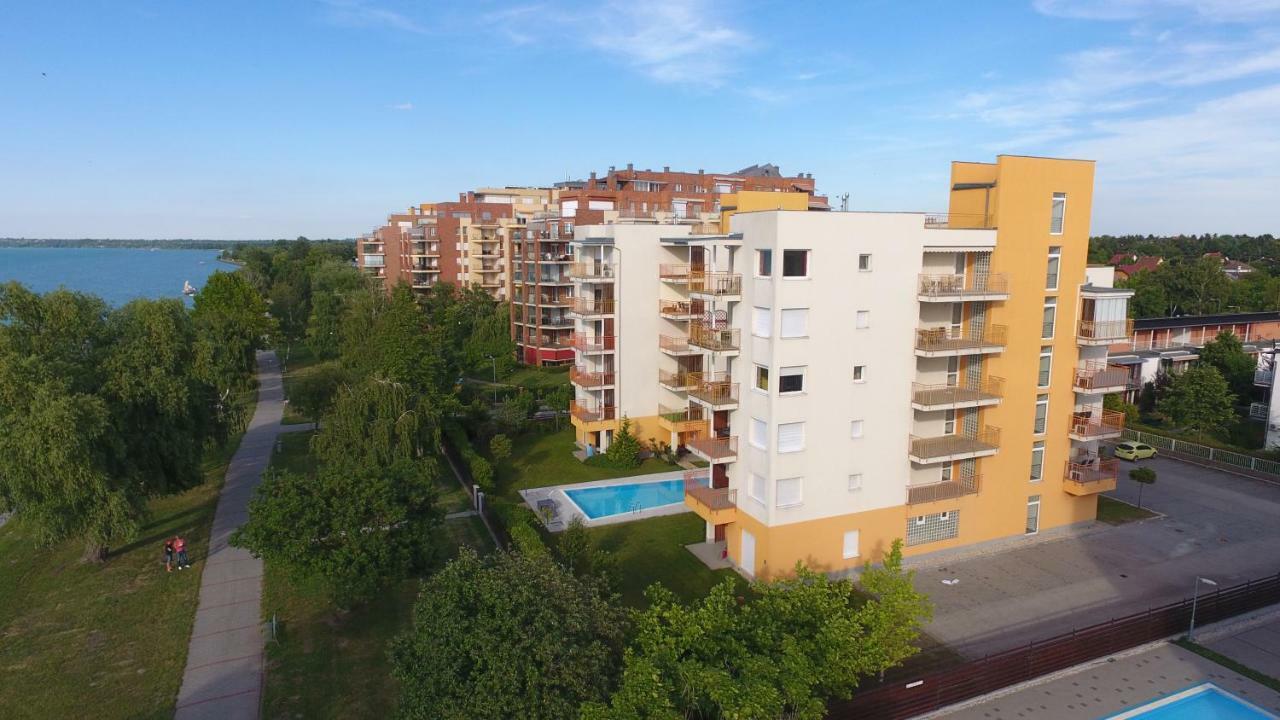 Viktoria Apartmanok Siófok Esterno foto