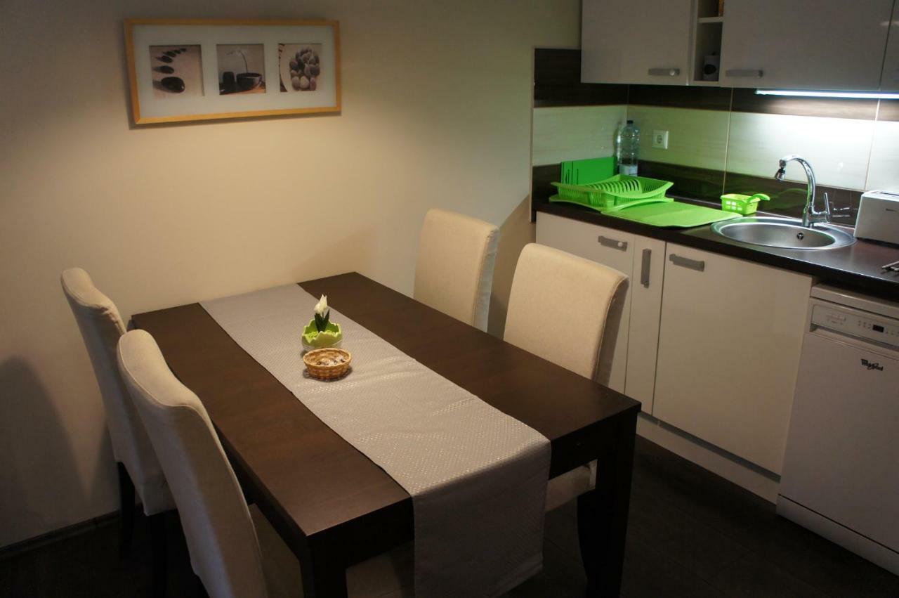 Viktoria Apartmanok Siófok Esterno foto