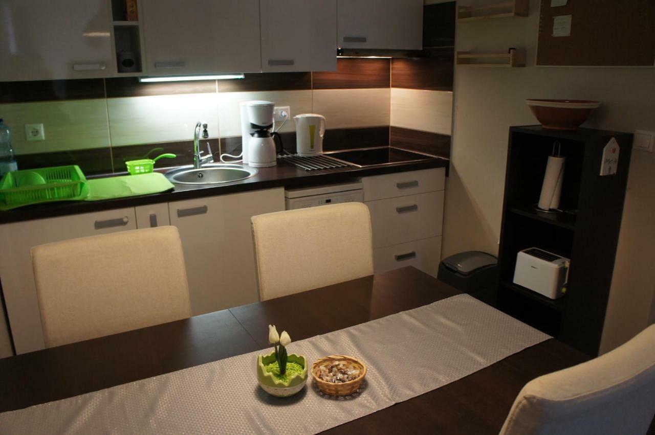 Viktoria Apartmanok Siófok Esterno foto